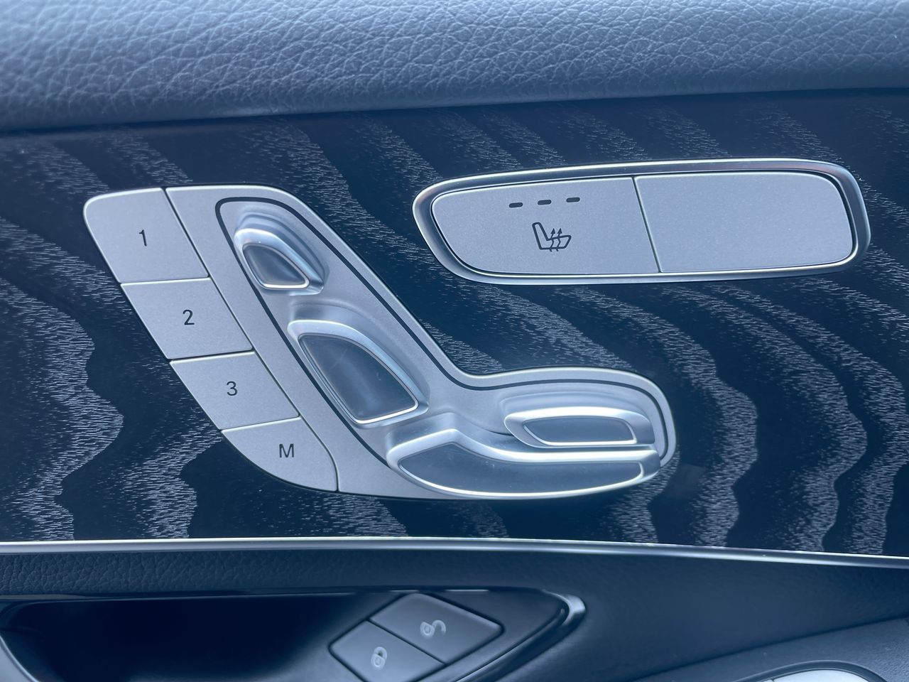 2022 Mercedes-Benz GLC300 in Richmond, British Columbia