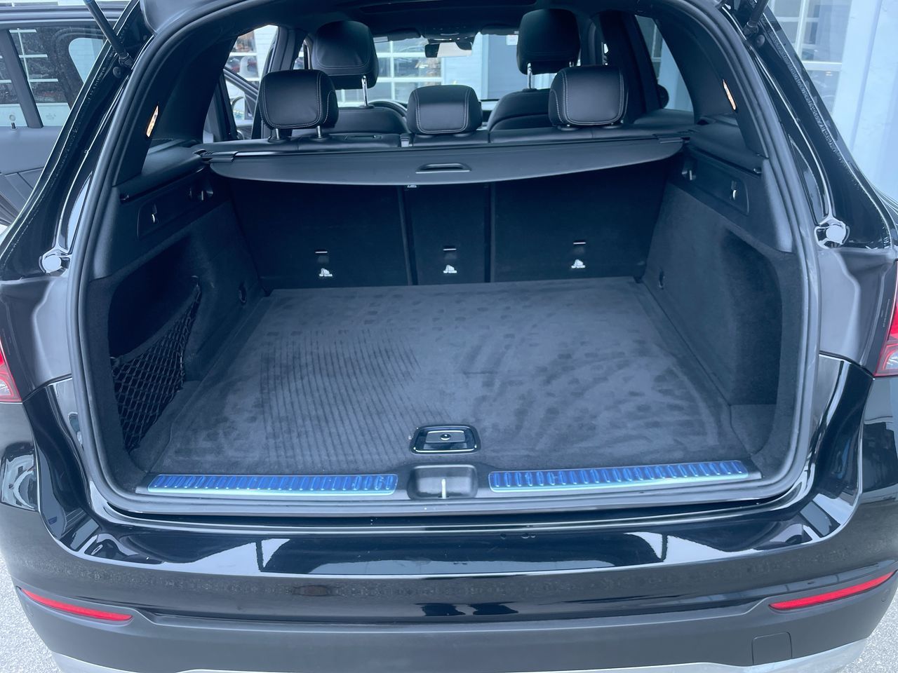 2022 Mercedes-Benz GLC300 in Richmond, British Columbia