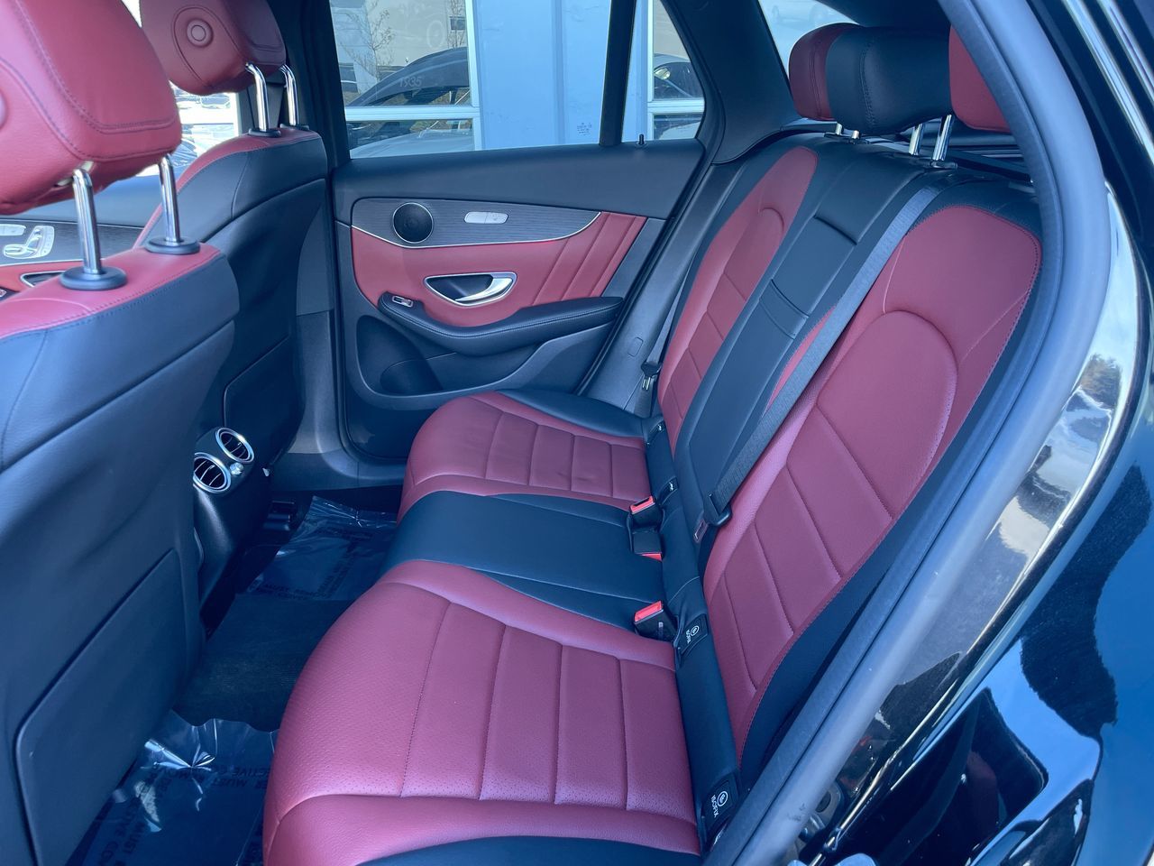 2022 Mercedes-Benz GLC300 in Richmond, British Columbia