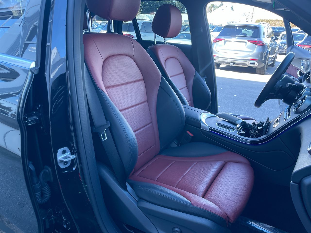 2022 Mercedes-Benz GLC300 in Richmond, British Columbia