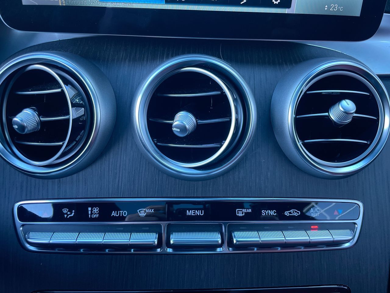 2022 Mercedes-Benz GLC300 in Richmond, British Columbia