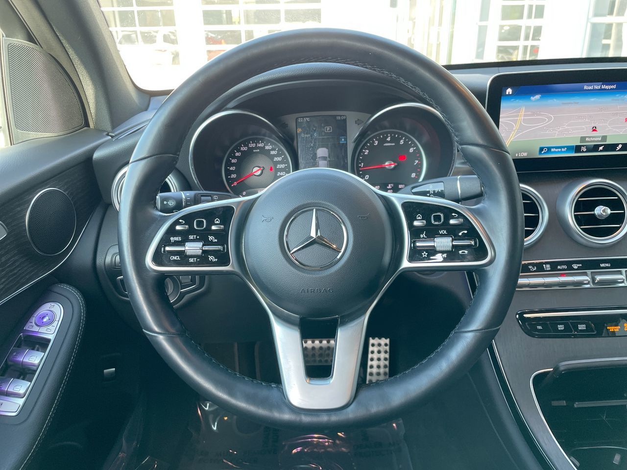 2022 Mercedes-Benz GLC300 in Richmond, British Columbia