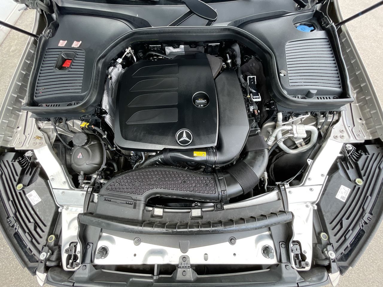 2022 Mercedes-Benz GLC300