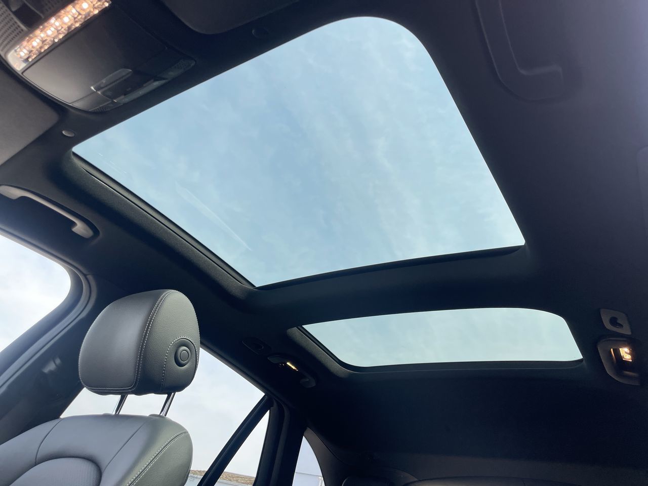 2022 Mercedes-Benz GLC300