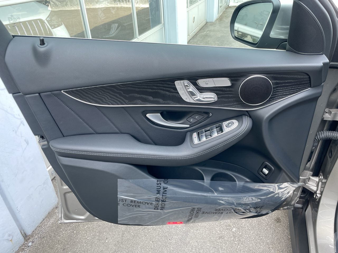 2022 Mercedes-Benz GLC300