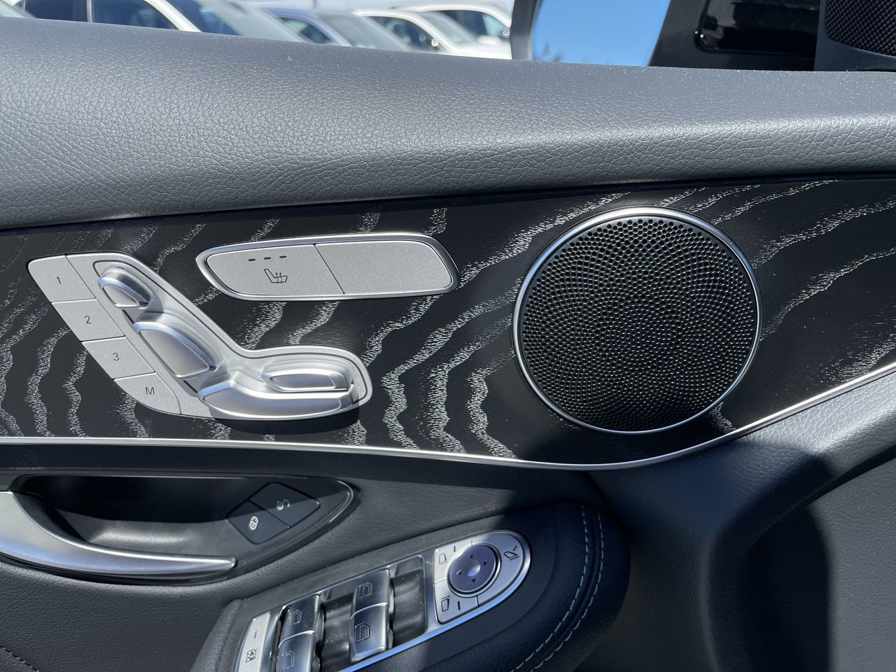 2022 Mercedes-Benz GLC300