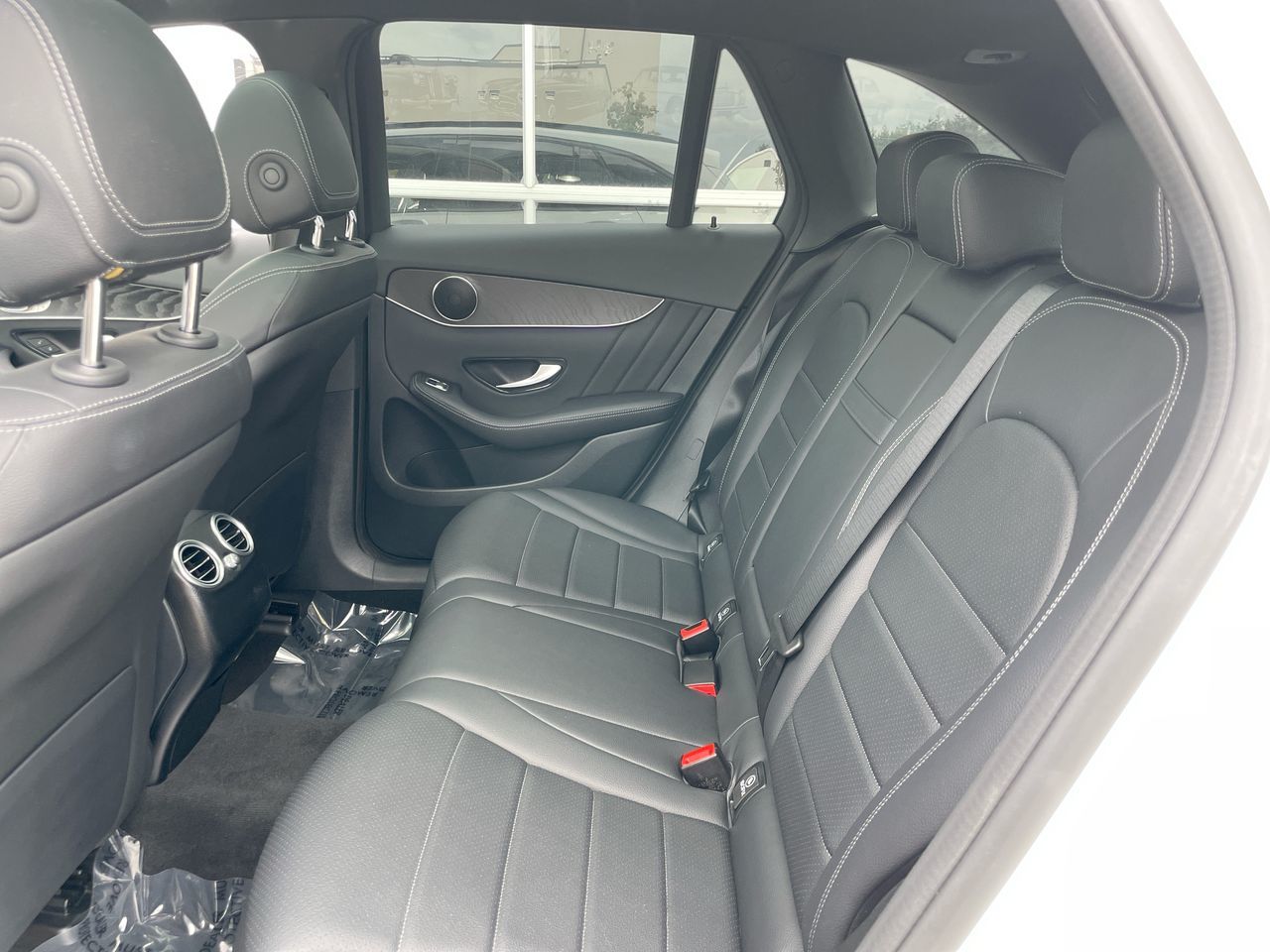 2022 Mercedes-Benz GLC300