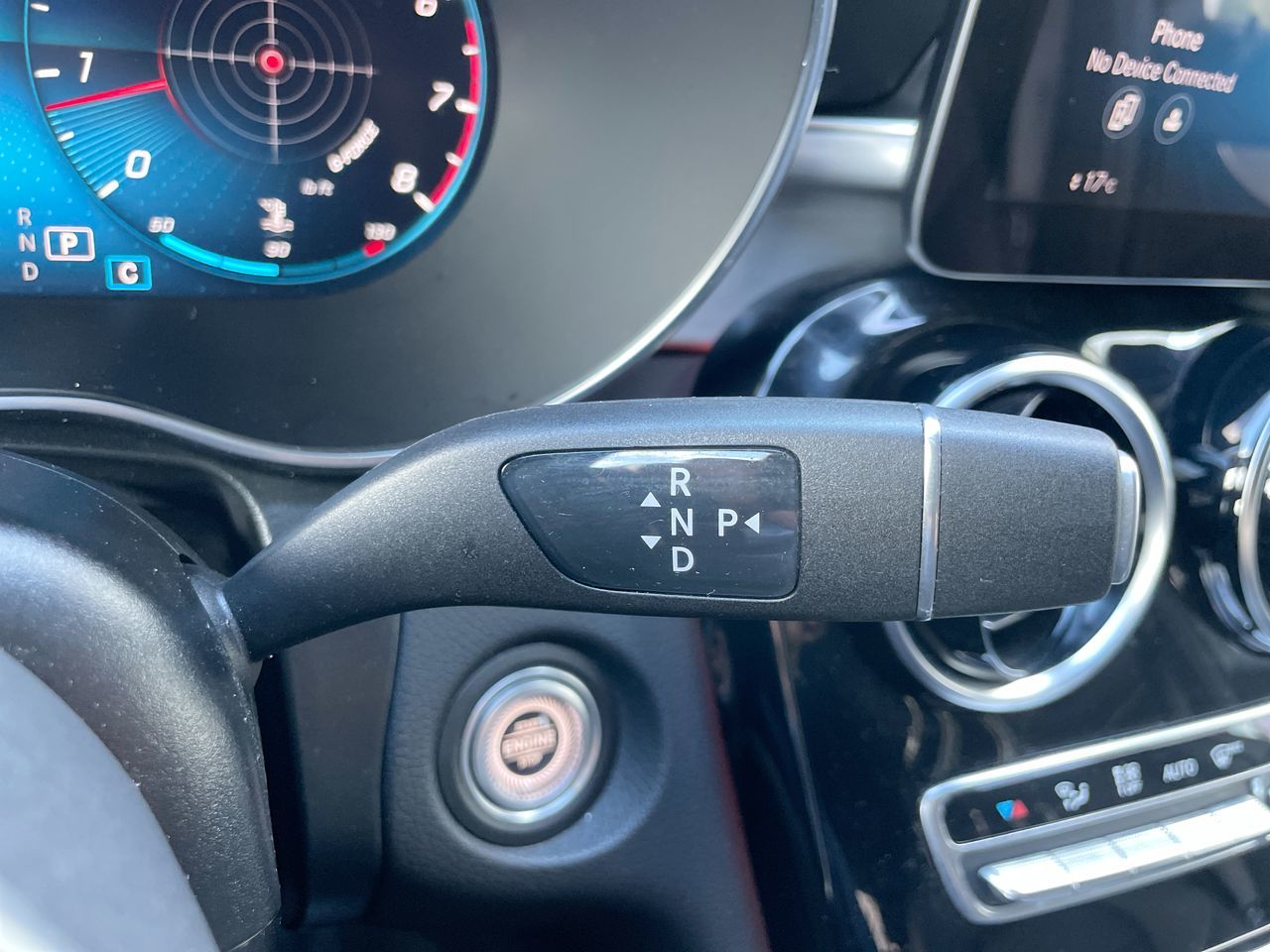 2022  GLC300
