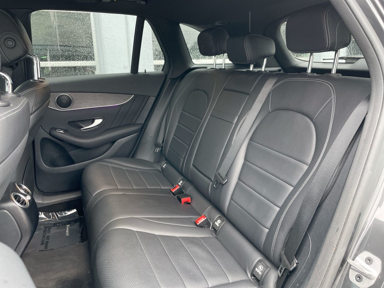 2022 Mercedes-Benz GLC300