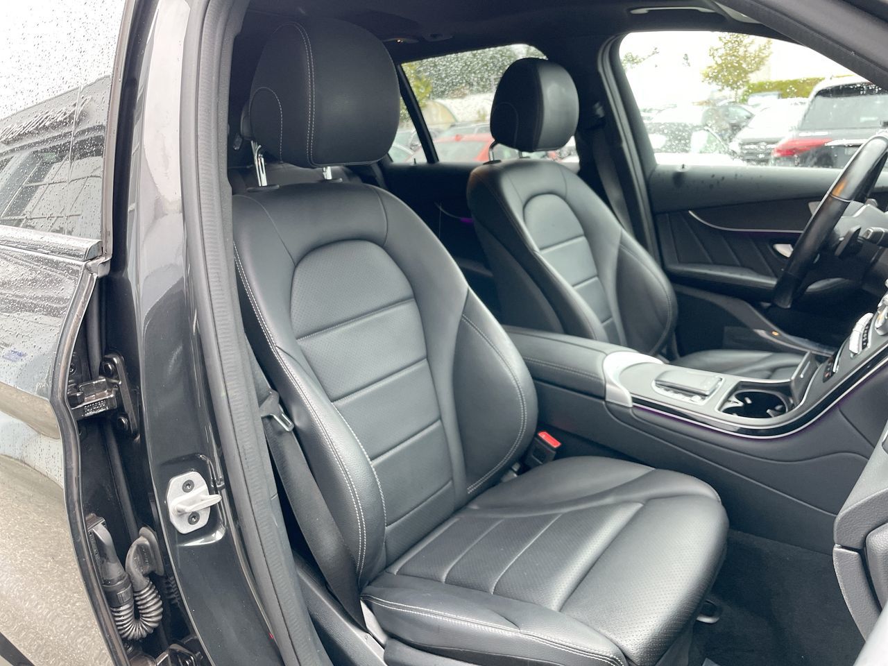 2022 Mercedes-Benz GLC300