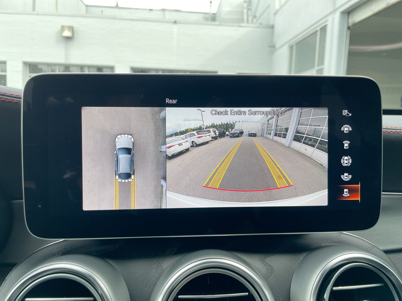 2023 Mercedes-Benz GLC300