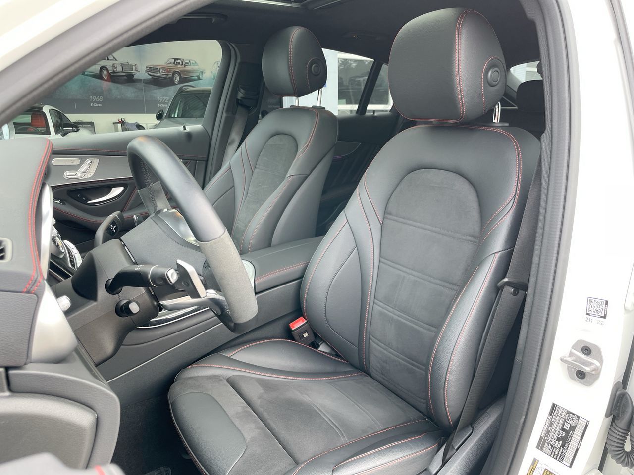 2023 Mercedes-Benz GLC300