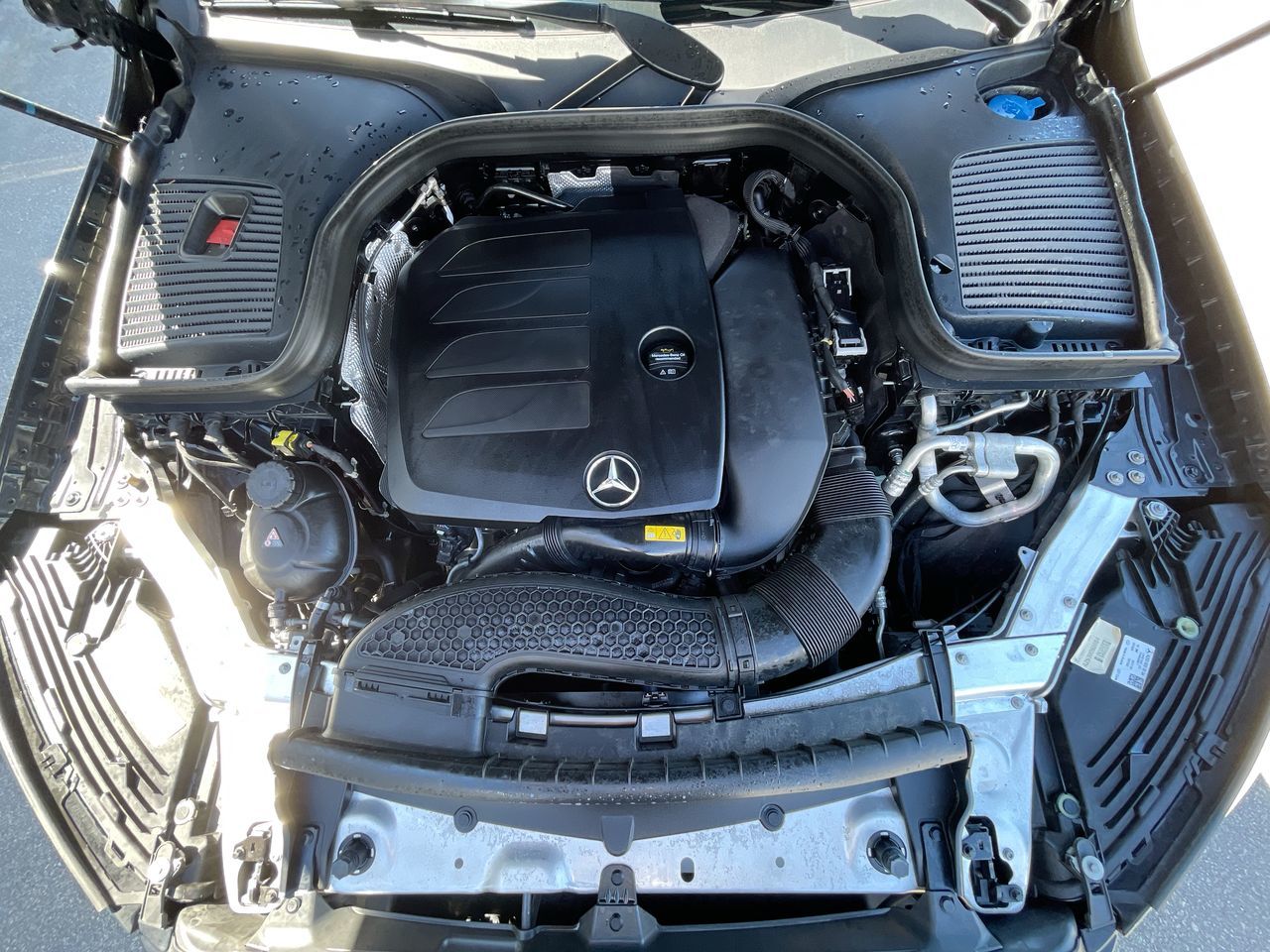 2023 Mercedes-Benz GLC300