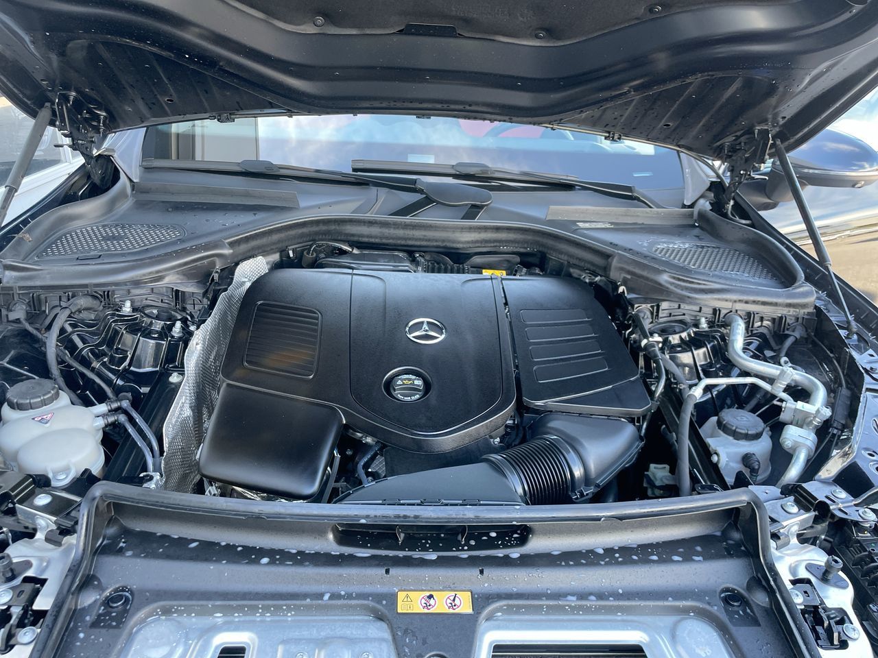 2023 Mercedes-Benz GLC300