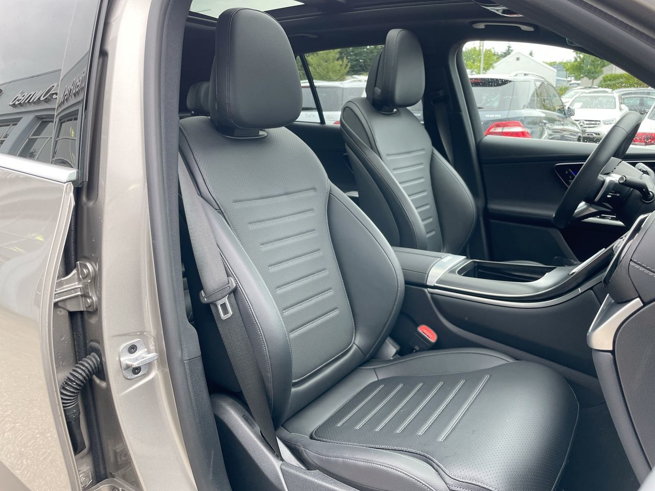 2024 Mercedes-Benz GLC300 in Richmond, British Columbia