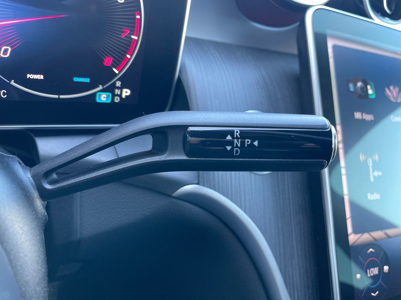 2024 Mercedes-Benz GLC300