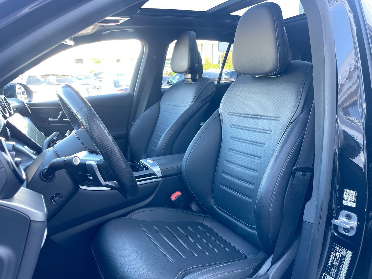 2024 Mercedes-Benz GLC300