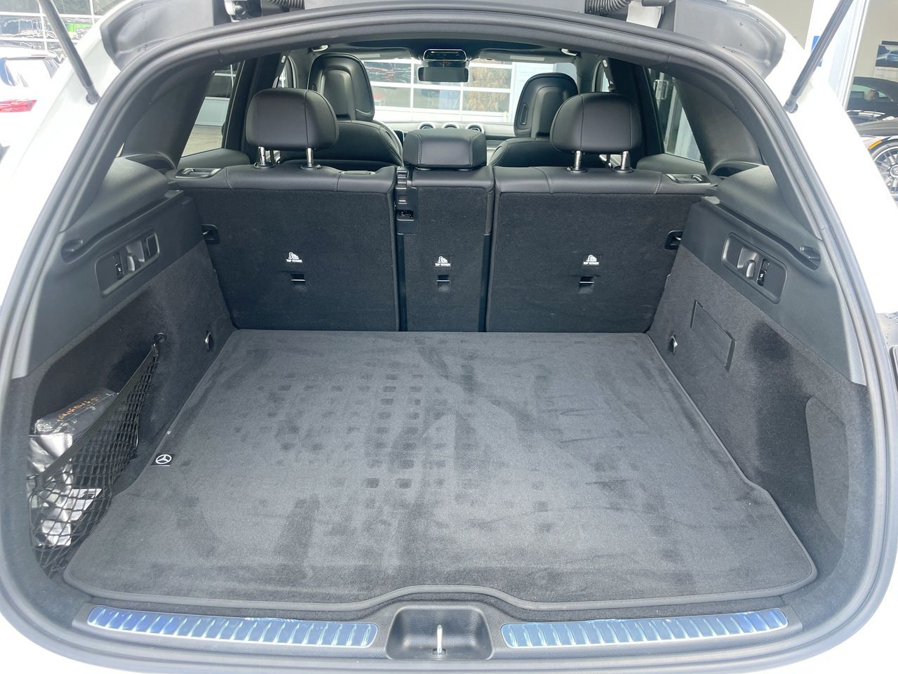 2024 Mercedes-Benz GLC300