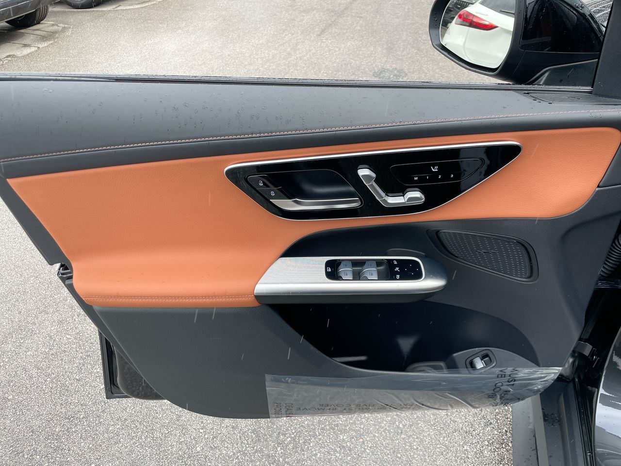 2024 Mercedes-Benz GLC300