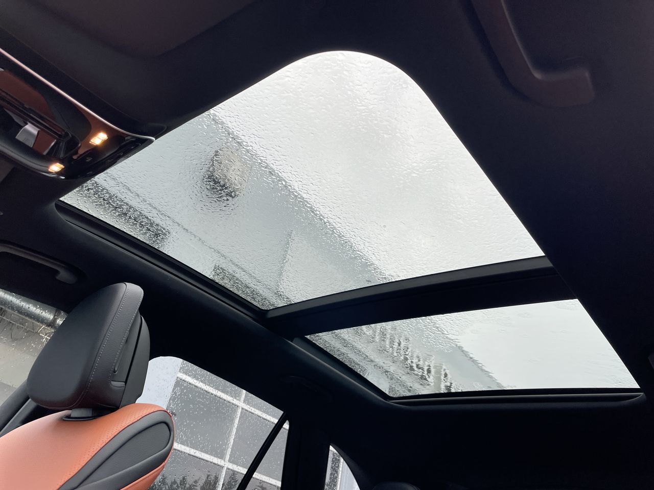 2024 Mercedes-Benz GLC300