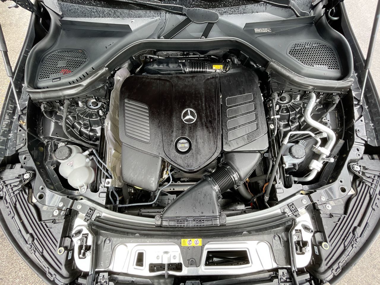 2024 Mercedes-Benz GLC300