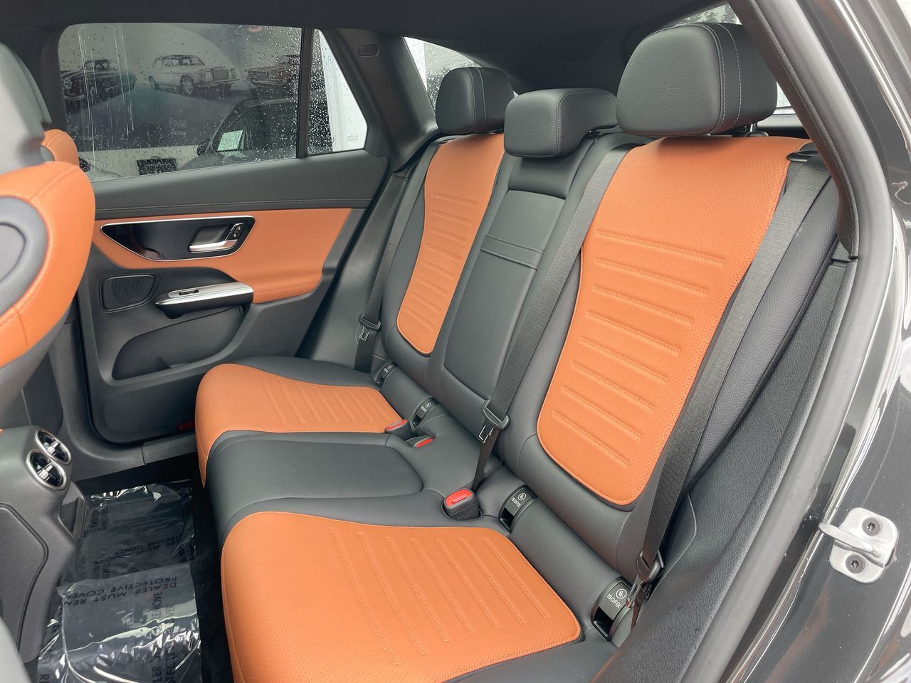 2024 Mercedes-Benz GLC300