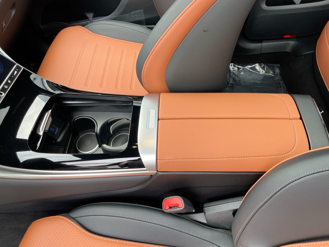 2024 Mercedes-Benz GLC300