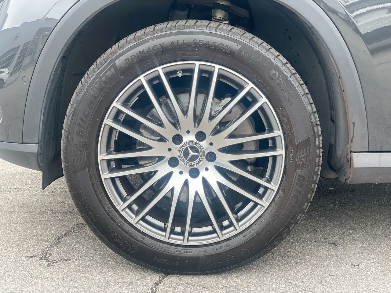 2024 Mercedes-Benz GLC300