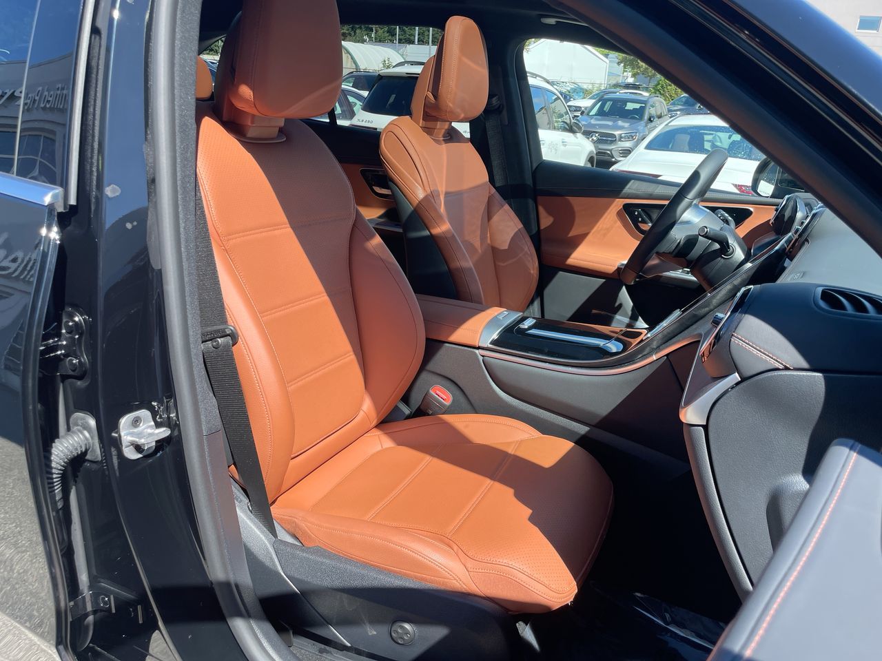 2024 Mercedes-Benz GLC300