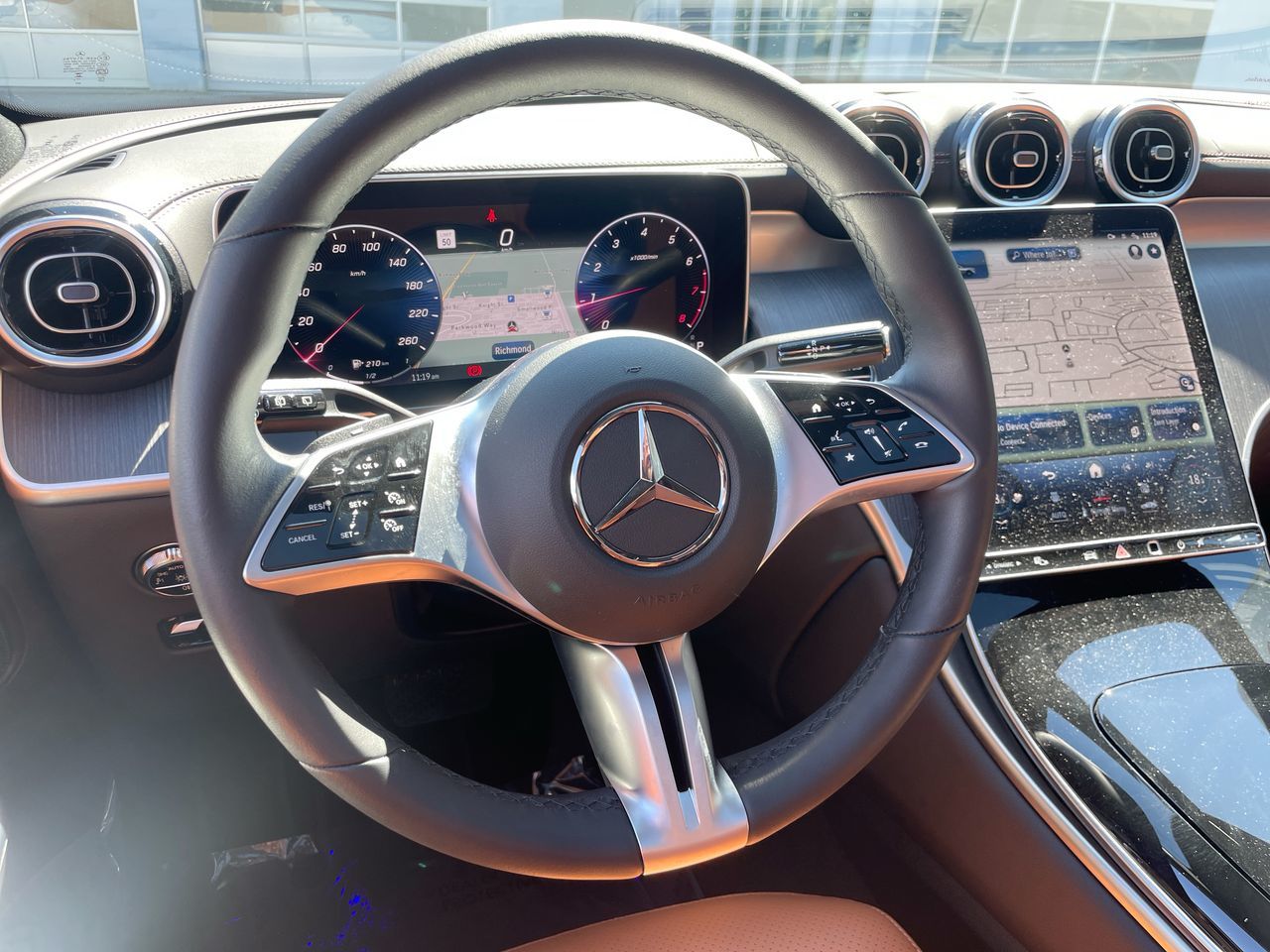 2024 Mercedes-Benz GLC300