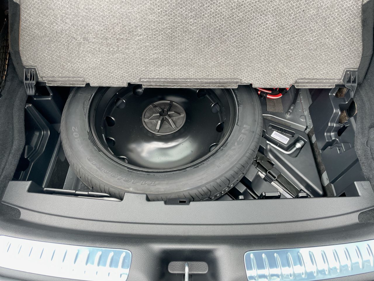 2025 Mercedes-Benz GLC300 in Richmond, British Columbia
