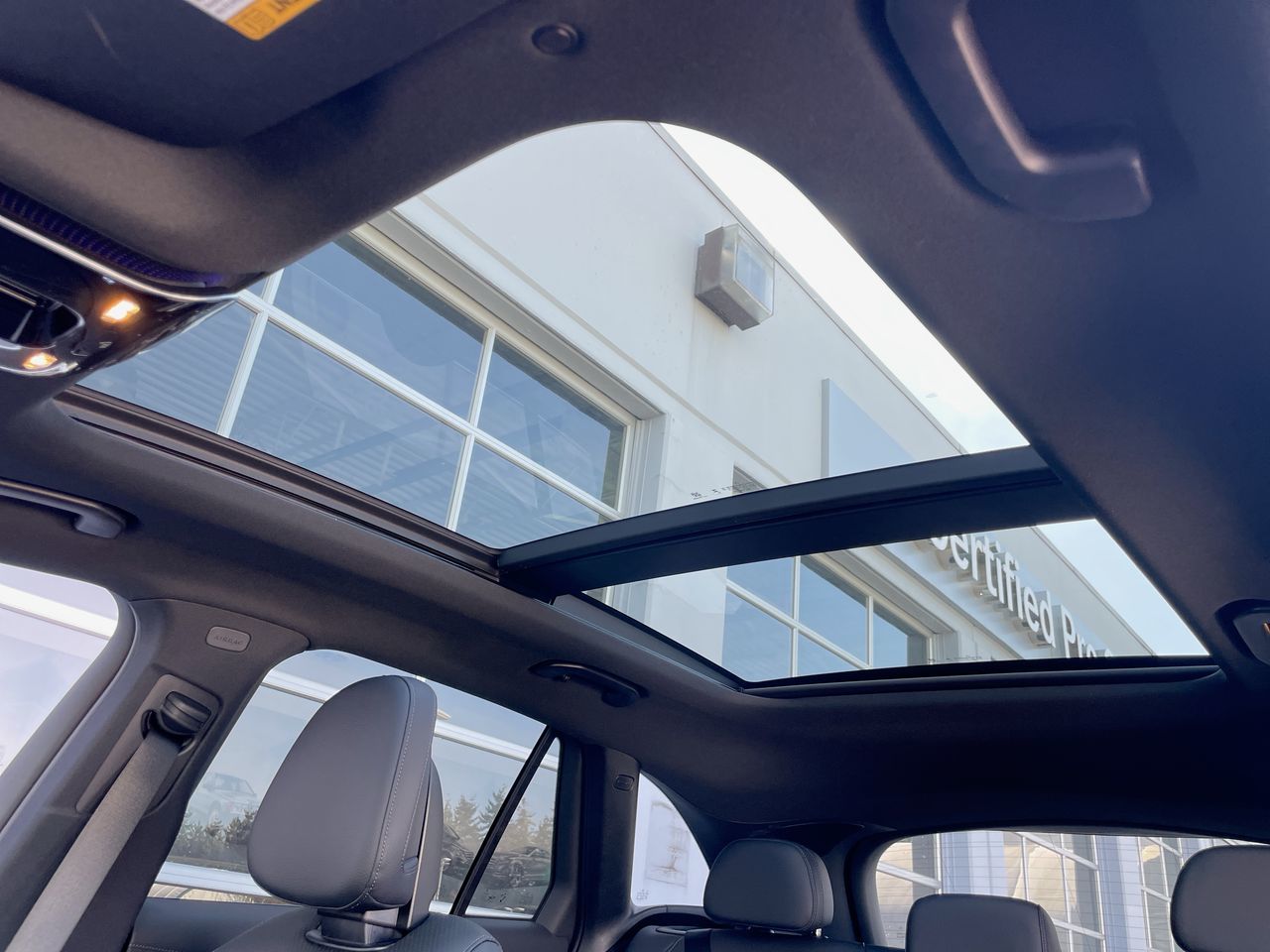 2025 Mercedes-Benz GLC300 in Richmond, British Columbia