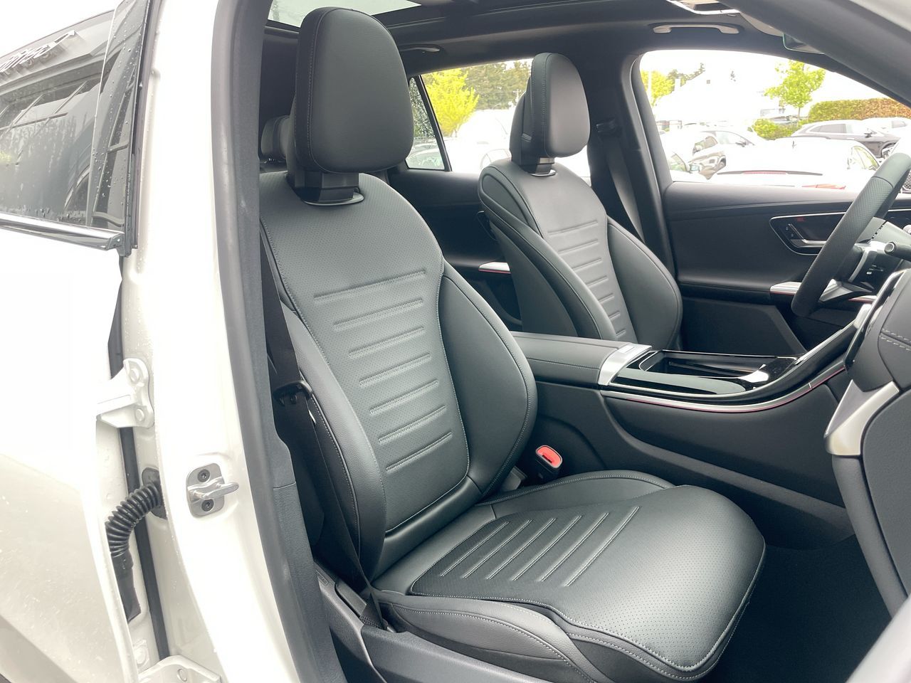 Mercedes-Benz GLC300  2025 à Richmond, Colombie-Britannique