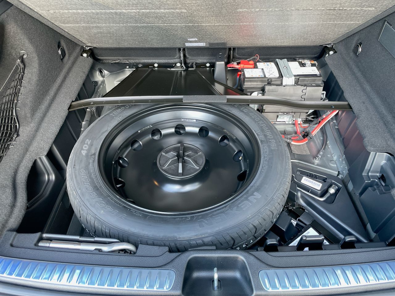 2025 Mercedes-Benz GLC300 in Richmond, British Columbia