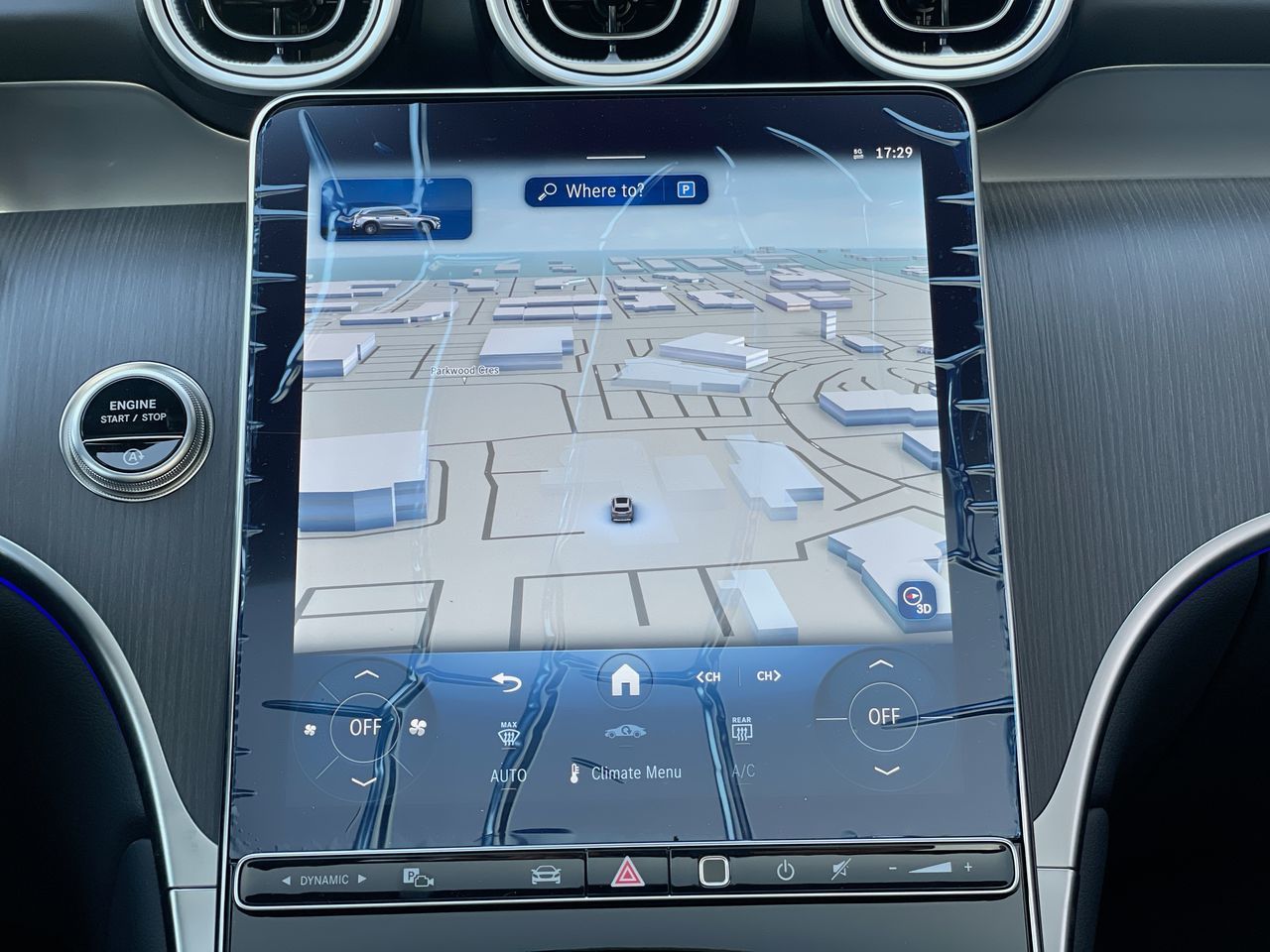 2025 Mercedes-Benz GLC300 in Richmond, British Columbia
