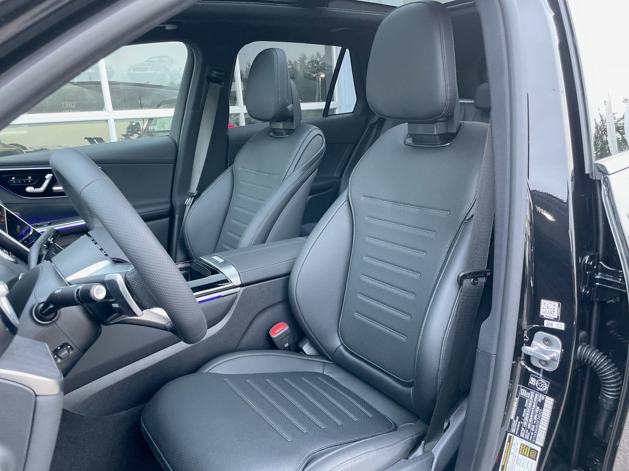 2025 Mercedes-Benz GLC300 in Richmond, British Columbia