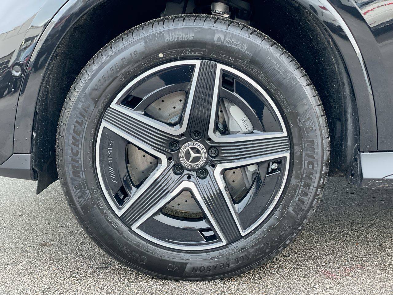 2025 Mercedes-Benz GLC300 in Richmond, British Columbia