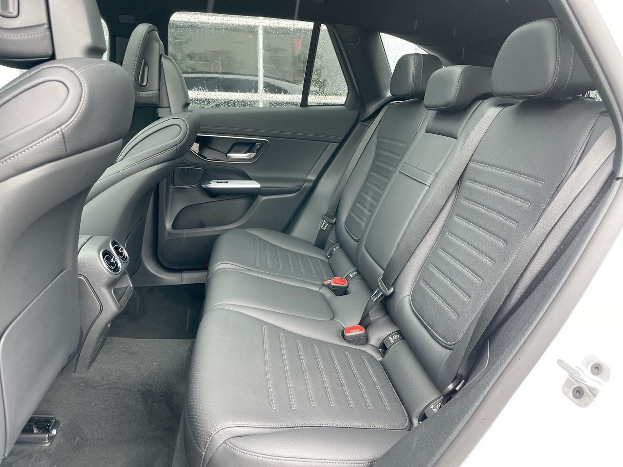 Mercedes-Benz GLC300  2025 à Richmond, Colombie-Britannique