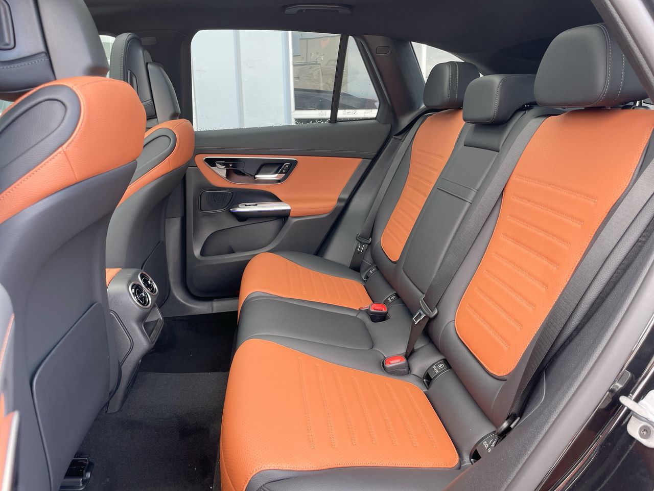 2025 Mercedes-Benz GLC300 in Richmond, British Columbia