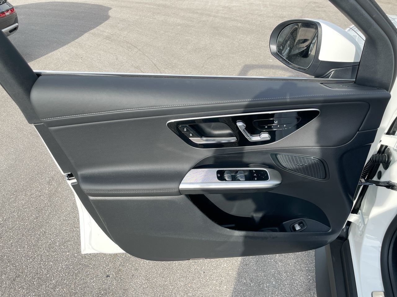 2025 Mercedes-Benz GLC300 in Richmond, British Columbia