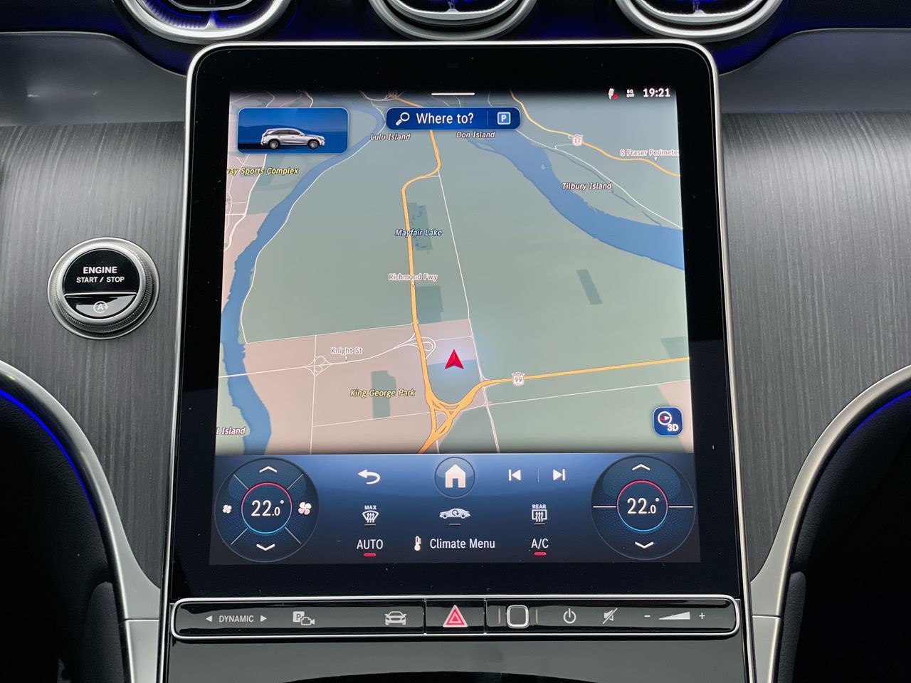 2025 Mercedes-Benz GLC300 in Richmond, British Columbia