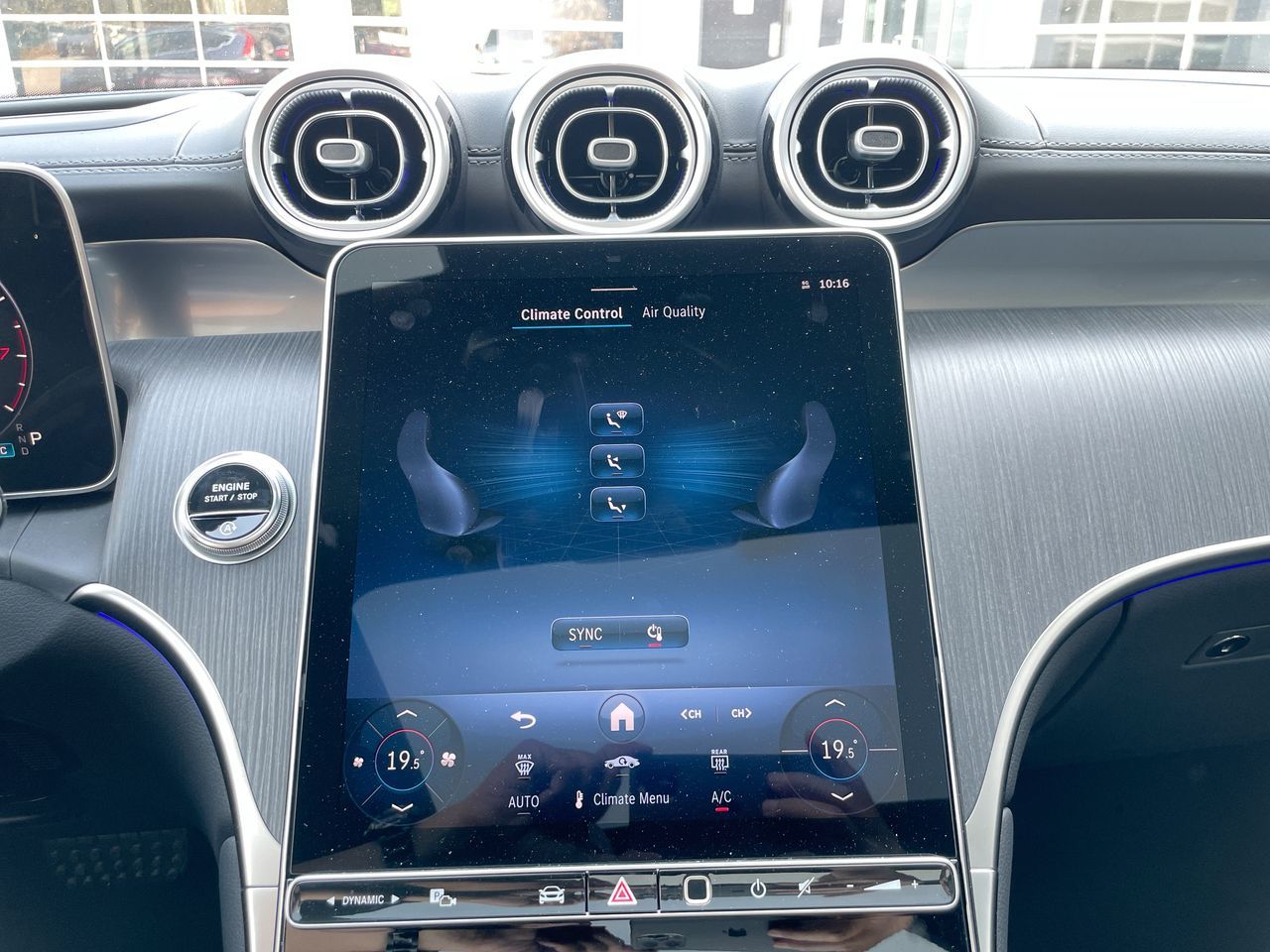 2025 Mercedes-Benz GLC