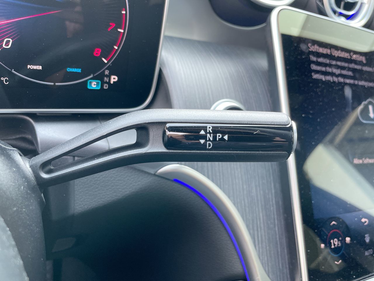 2025 Mercedes-Benz GLC