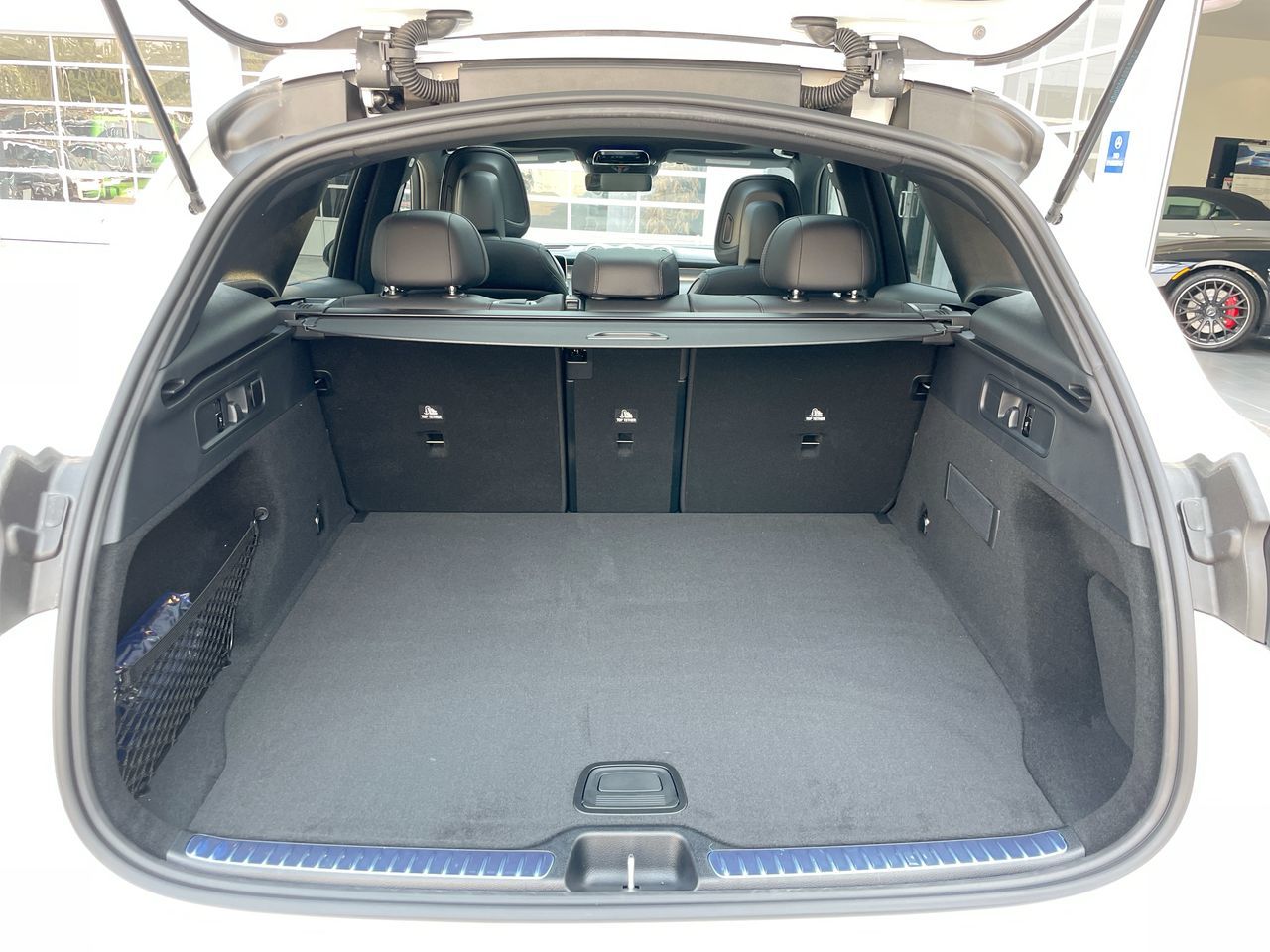 2025 Mercedes-Benz GLC