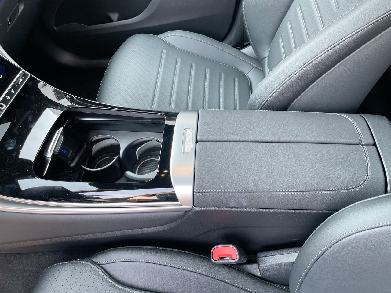 2025 Mercedes-Benz GLC