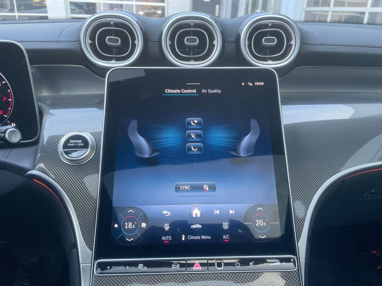 2025 Mercedes-Benz GLC300