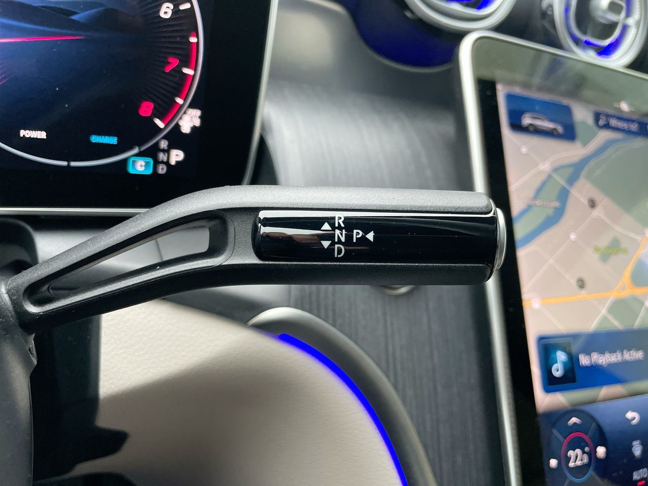 2025 Mercedes-Benz GLC300