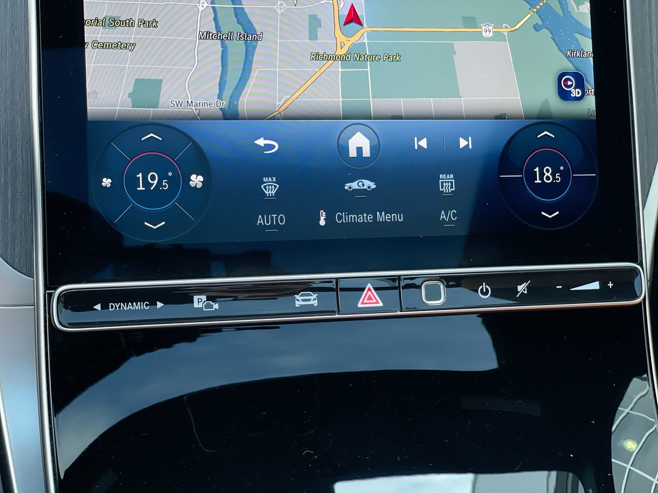 2025 Mercedes-Benz GLC300