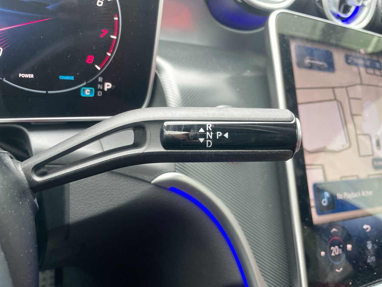 2025 Mercedes-Benz GLC300