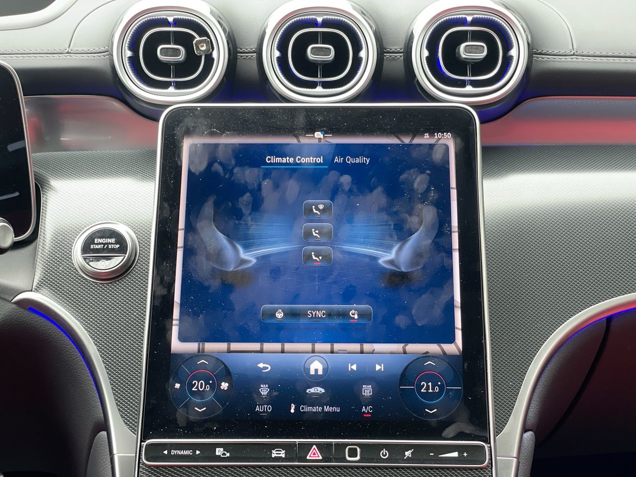 2025 Mercedes-Benz GLC300